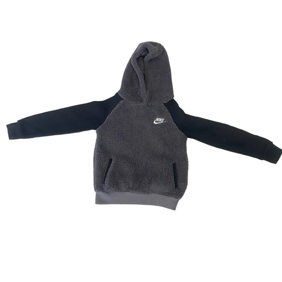 Nike Grey Sherpa Hoodie size 4t - Picture 2 of 7